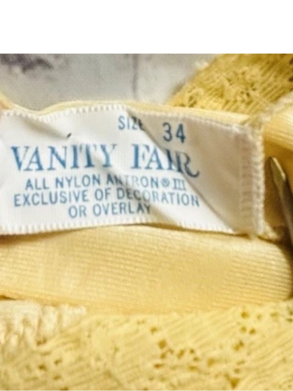 VIntage 60-70's Vanity Fair Womens Yellow Nylon Maxi Nightgown Lace Trim Size 34 - Picture 8 of 10